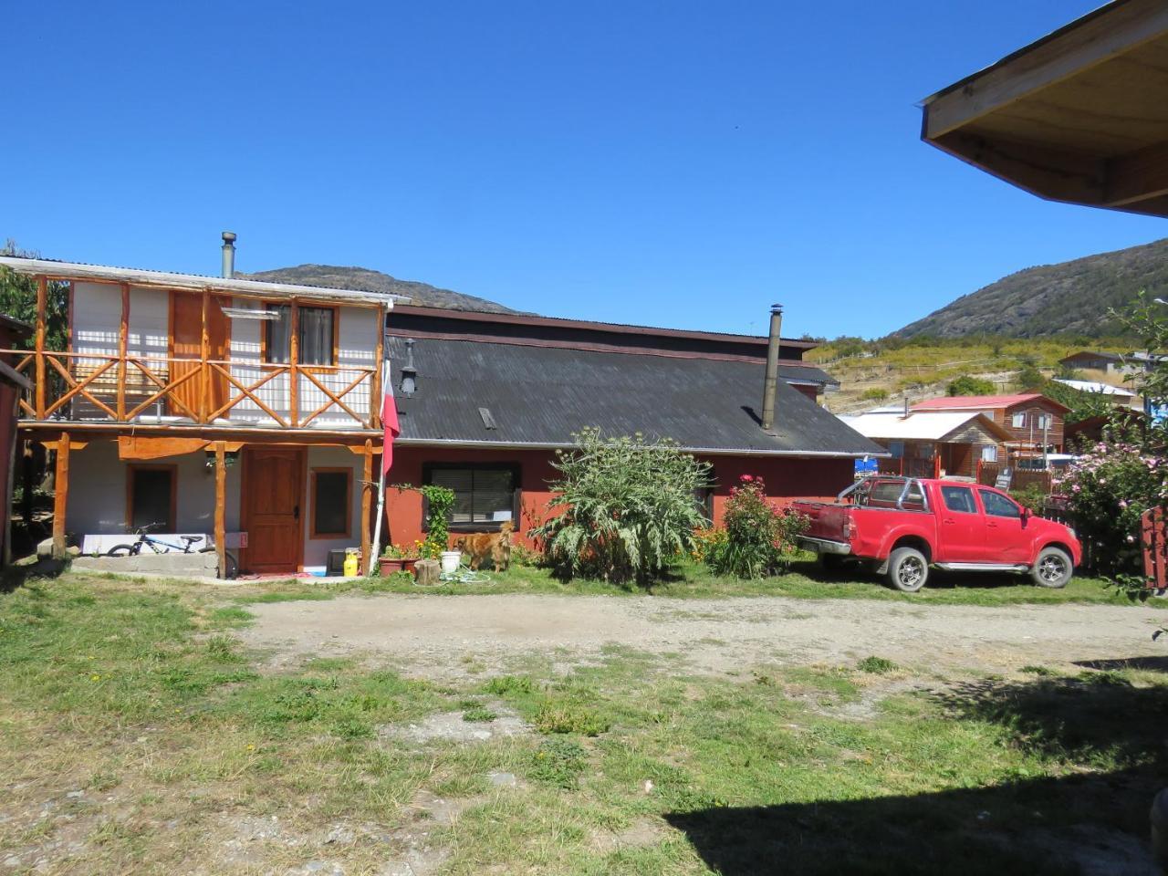 Hostal Y Cabanas Peumayen Puerto Guadal Exteriér fotografie